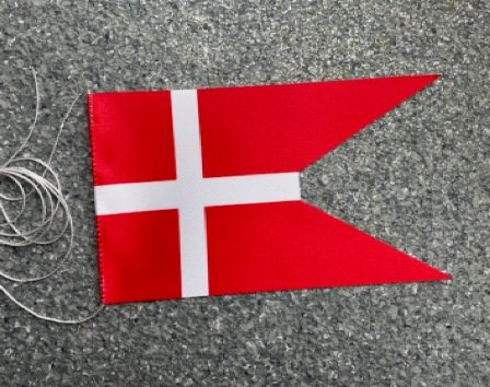 Dansk bordflag split